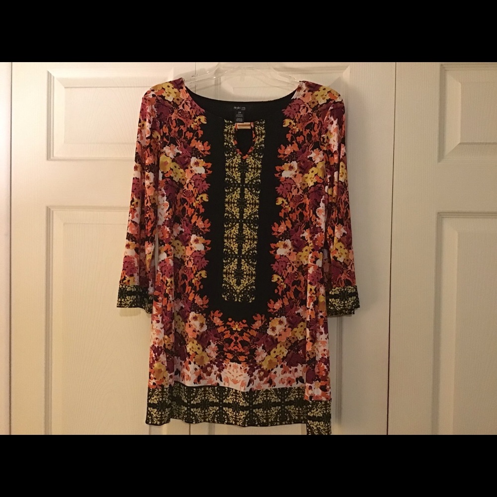 Style and Co tunic style top size petite medium NWO tags.